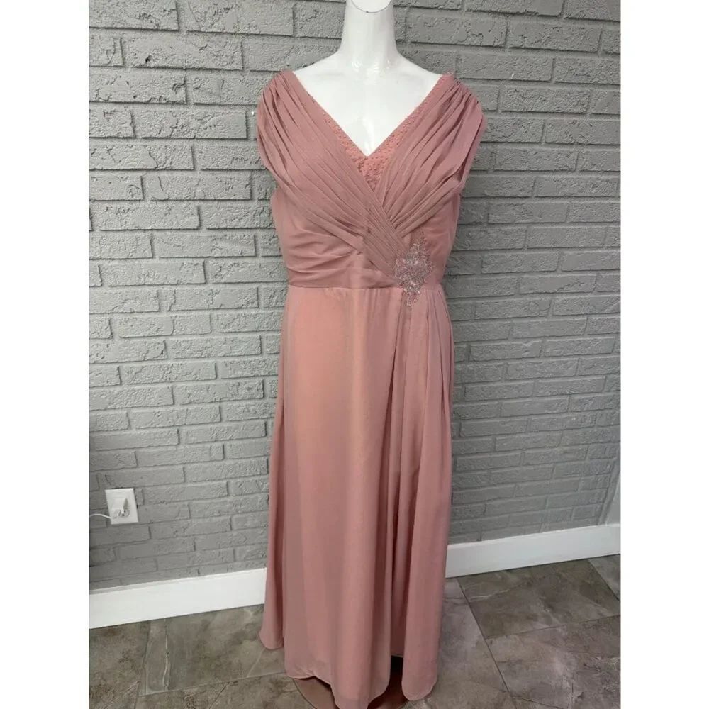 Embellished Pleaded V-Neckline Mother Of The Bride Dress Size 16